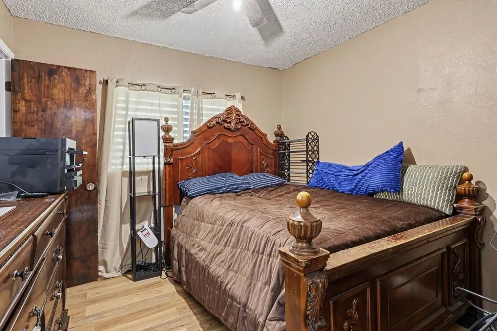 2721 Allencrest Drive Corpus Christi, TX 78415