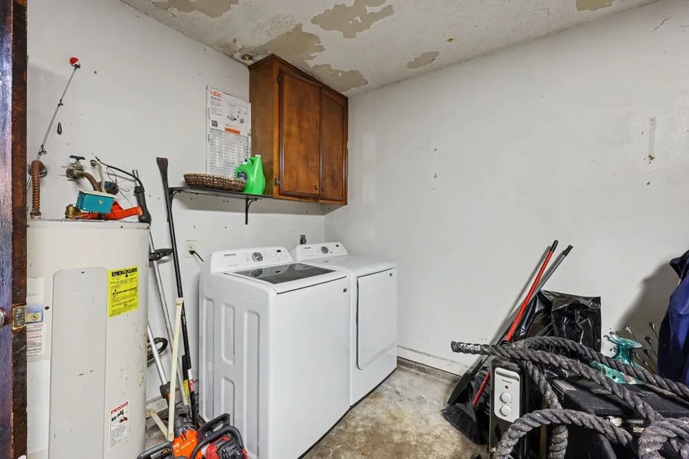2721 Allencrest Drive Corpus Christi, TX 78415