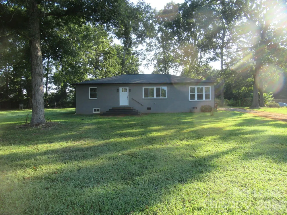 2378 Reepsville Road Lincolnton, NC 28092
