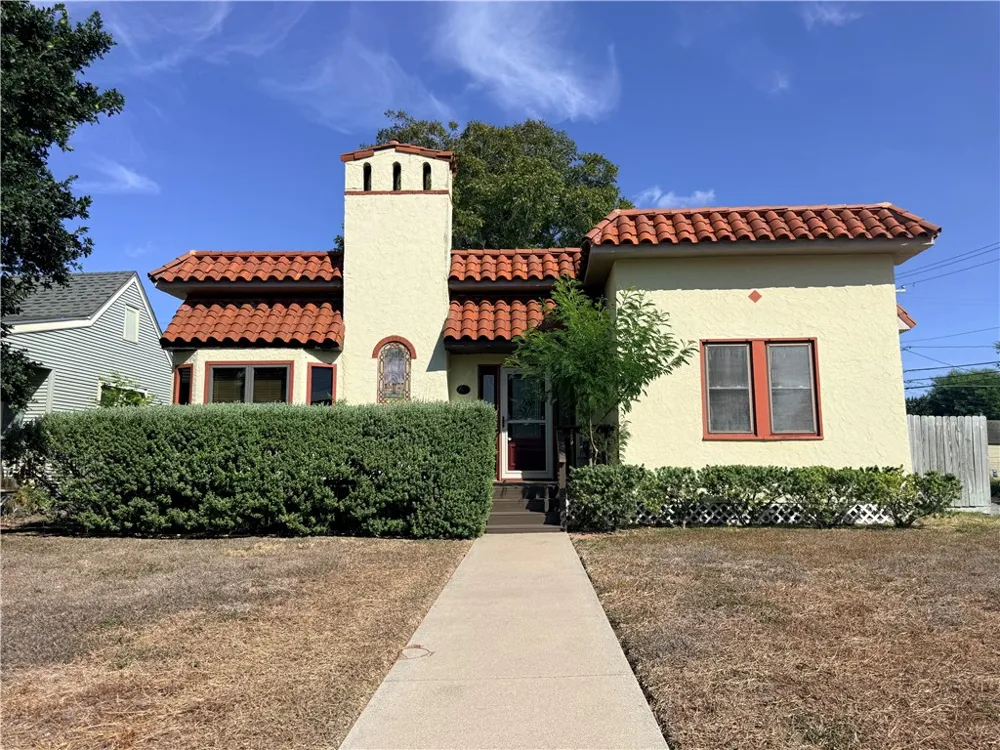 402 Clifford Street Corpus Christi, TX 78404