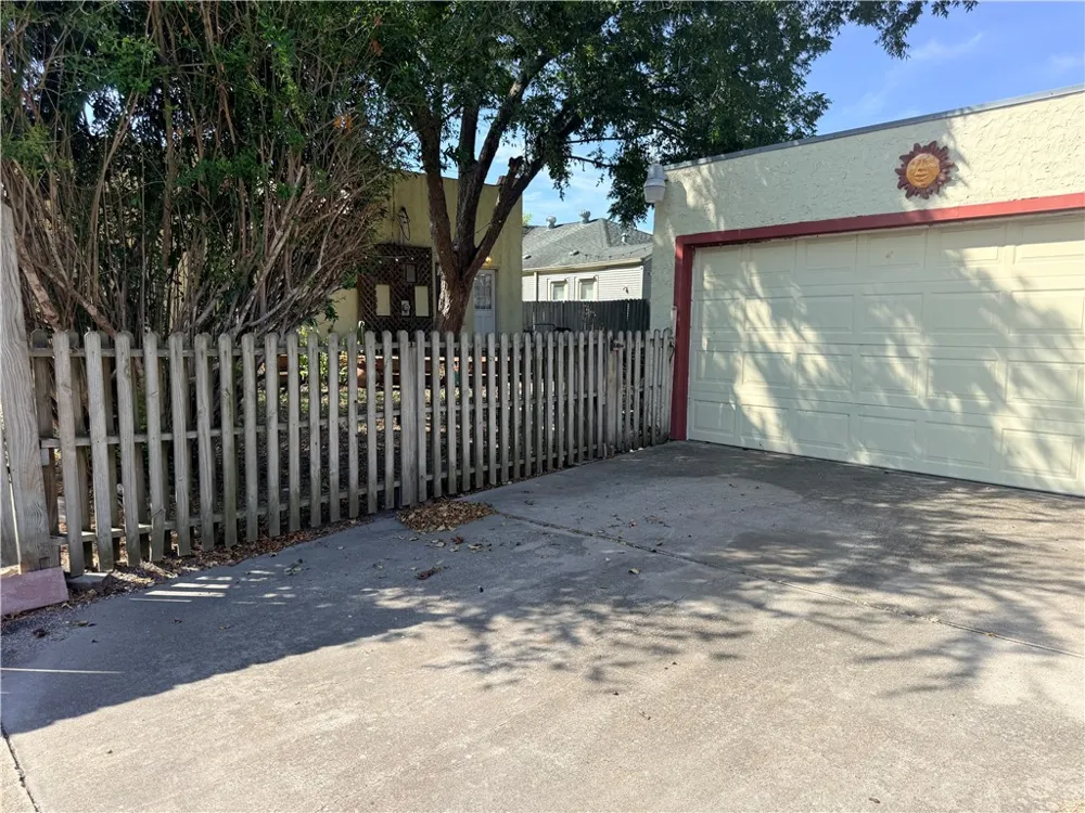 402 Clifford Street Corpus Christi, TX 78404