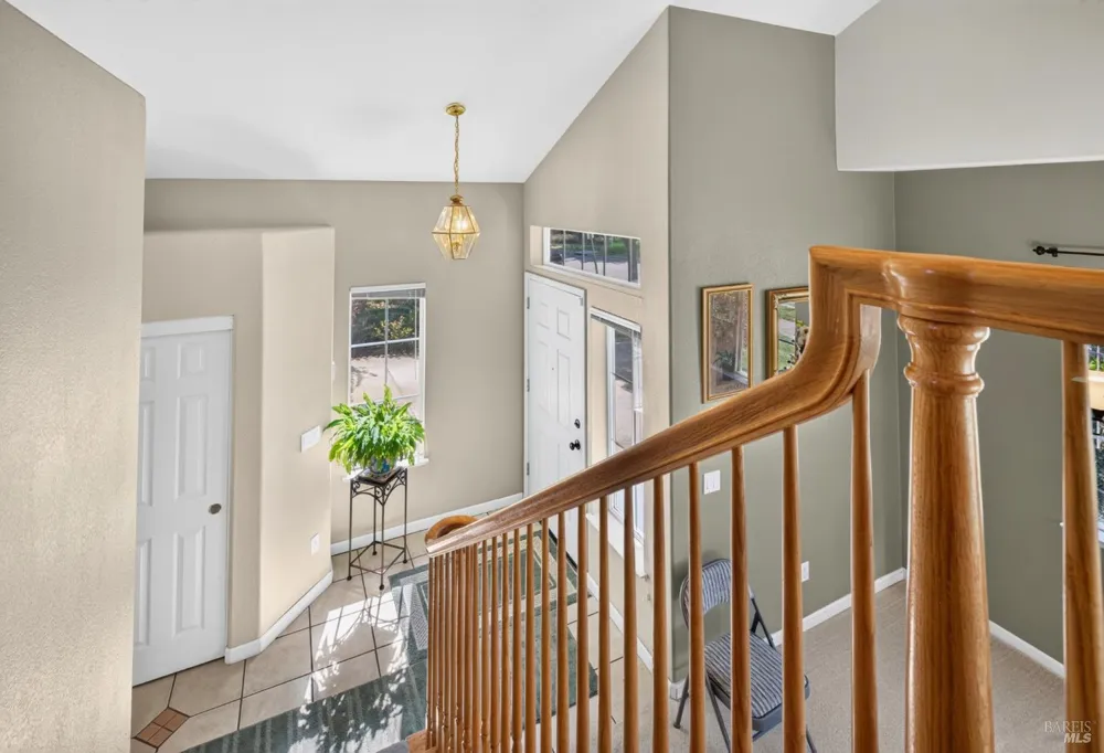 1452 Capri Avenue Petaluma, CA 94954