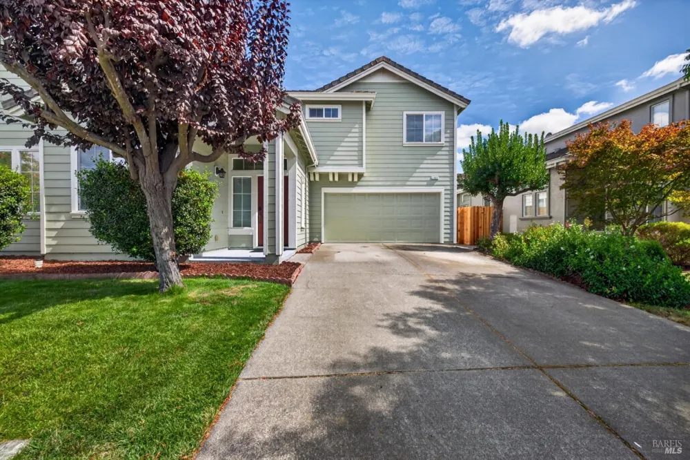 1452 Capri Avenue Petaluma, CA 94954