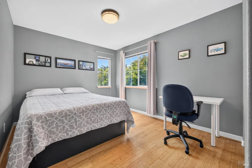 1452 Capri Avenue Petaluma, CA 94954