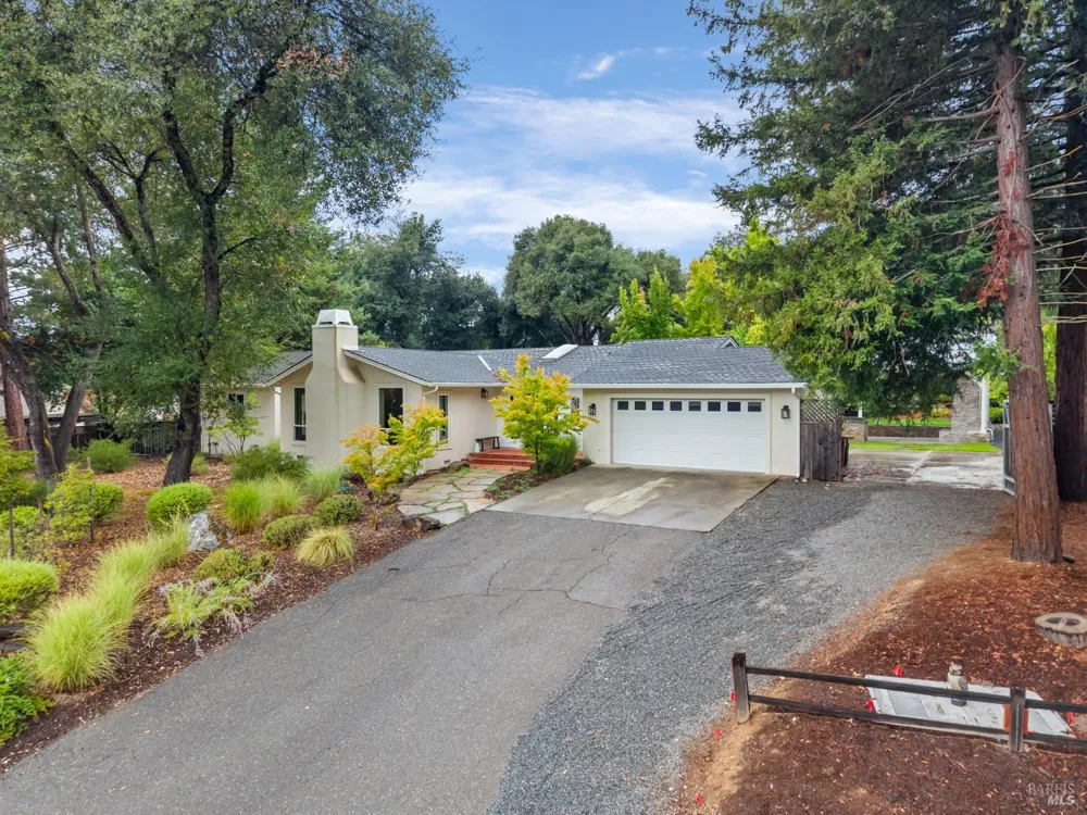 1310 Chateau Place Ukiah, CA 95482
