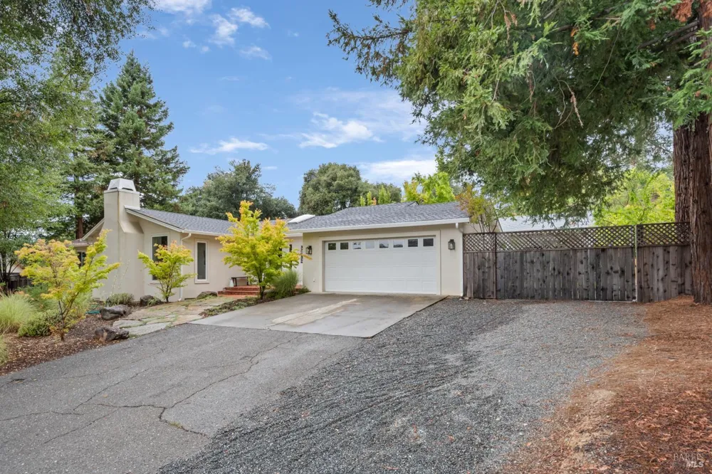 1310 Chateau Place Ukiah, CA 95482
