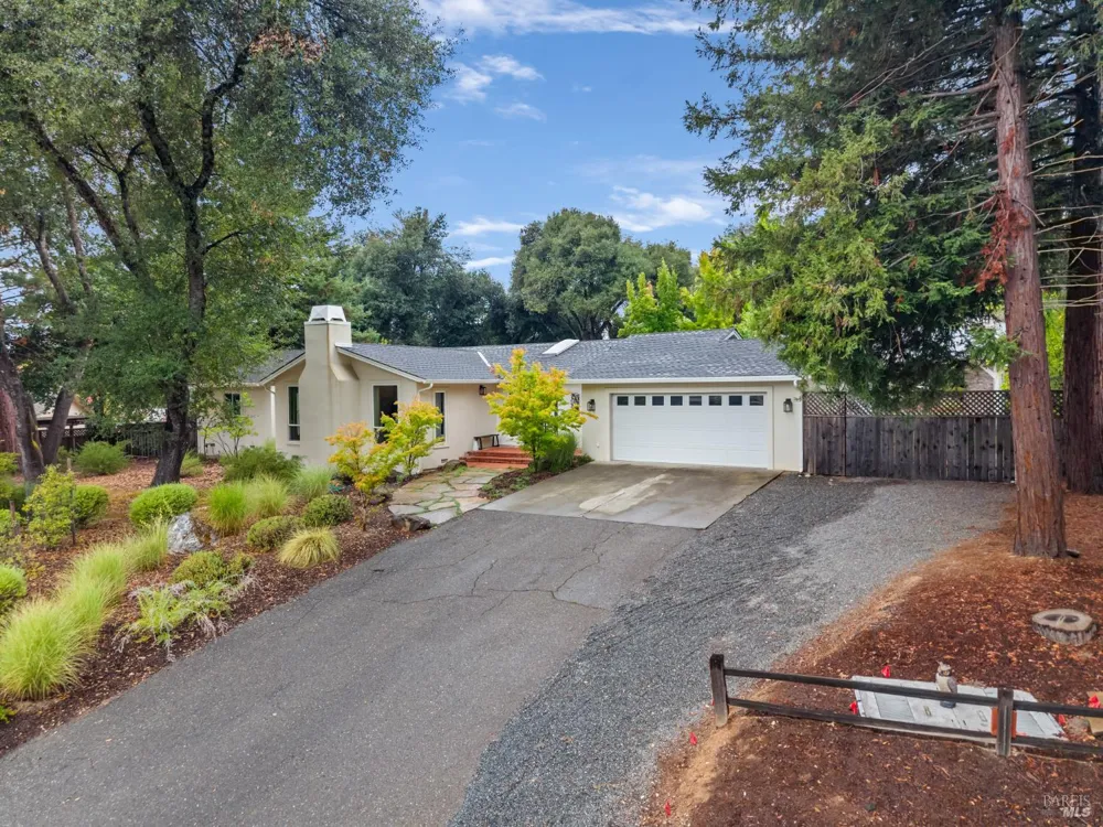 1310 Chateau Place Ukiah, CA 95482