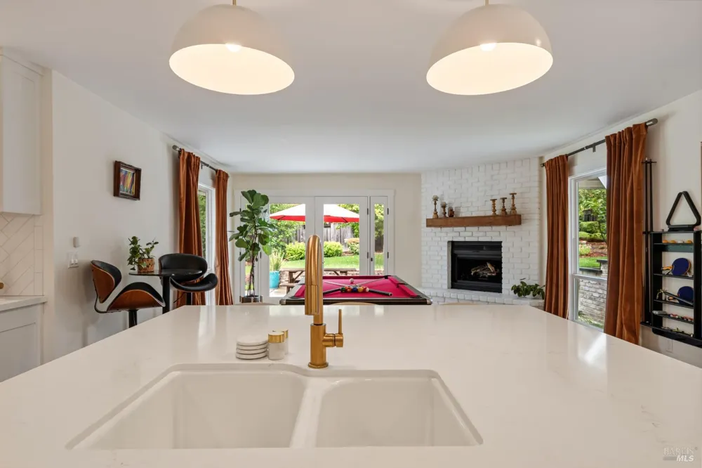 1310 Chateau Place Ukiah, CA 95482