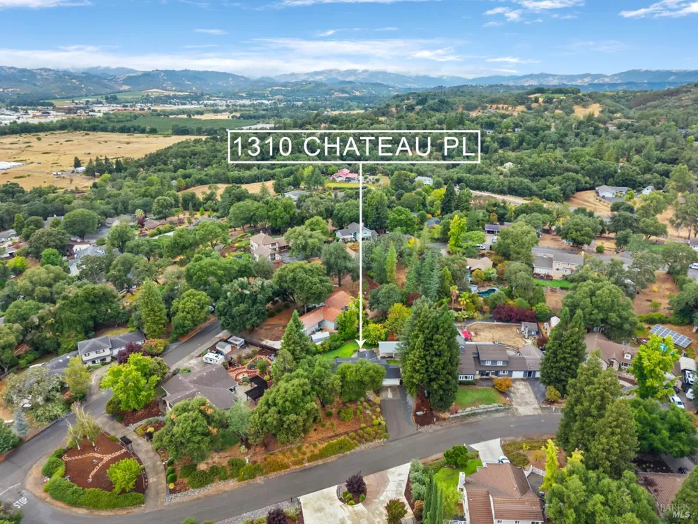 1310 Chateau Place Ukiah, CA 95482