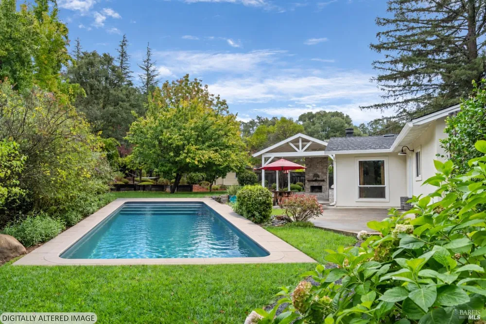 1310 Chateau Place Ukiah, CA 95482