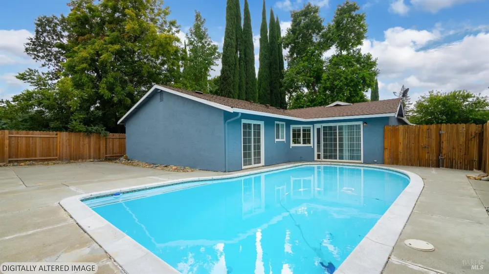 349 Royal Oaks Drive Vacaville, CA 95687