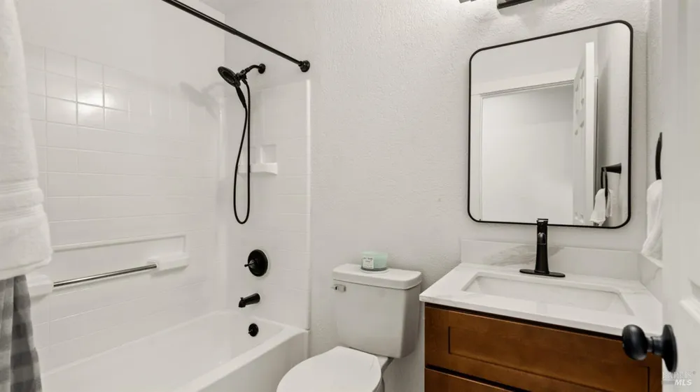 349 Royal Oaks Drive Vacaville, CA 95687