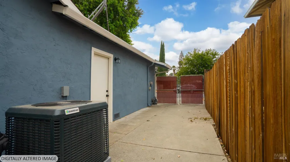349 Royal Oaks Drive Vacaville, CA 95687