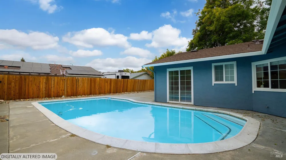 349 Royal Oaks Drive Vacaville, CA 95687