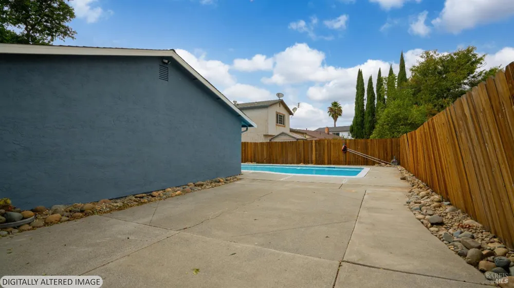 349 Royal Oaks Drive Vacaville, CA 95687