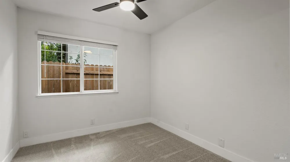 349 Royal Oaks Drive Vacaville, CA 95687