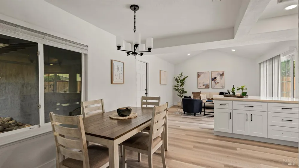 349 Royal Oaks Drive Vacaville, CA 95687
