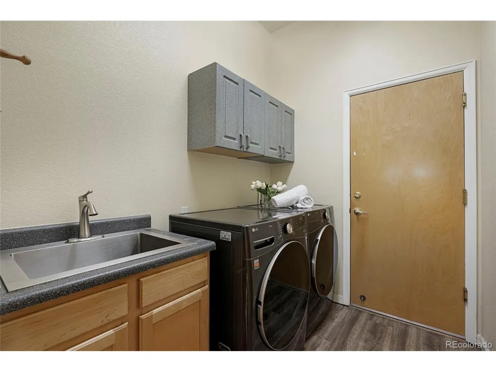 452 Orchard Way Louisville, CO 80027