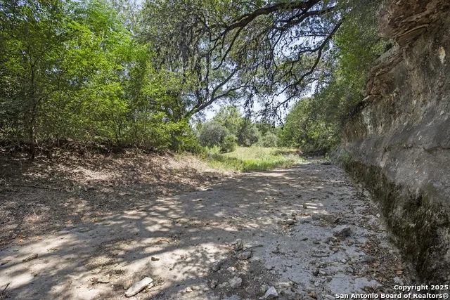 13931 Old Scenic Loop Rd Helotes, TX 78023