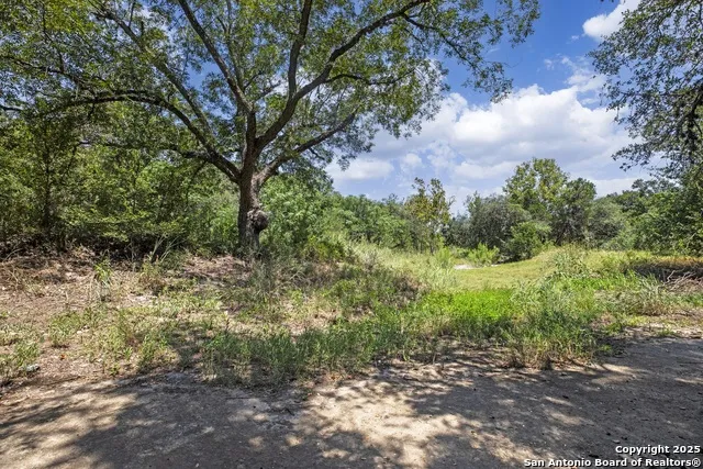 13931 Old Scenic Loop Rd Helotes, TX 78023