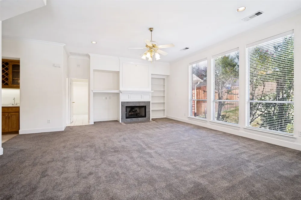 2426 Club Creek Boulevard Garland, TX 75043