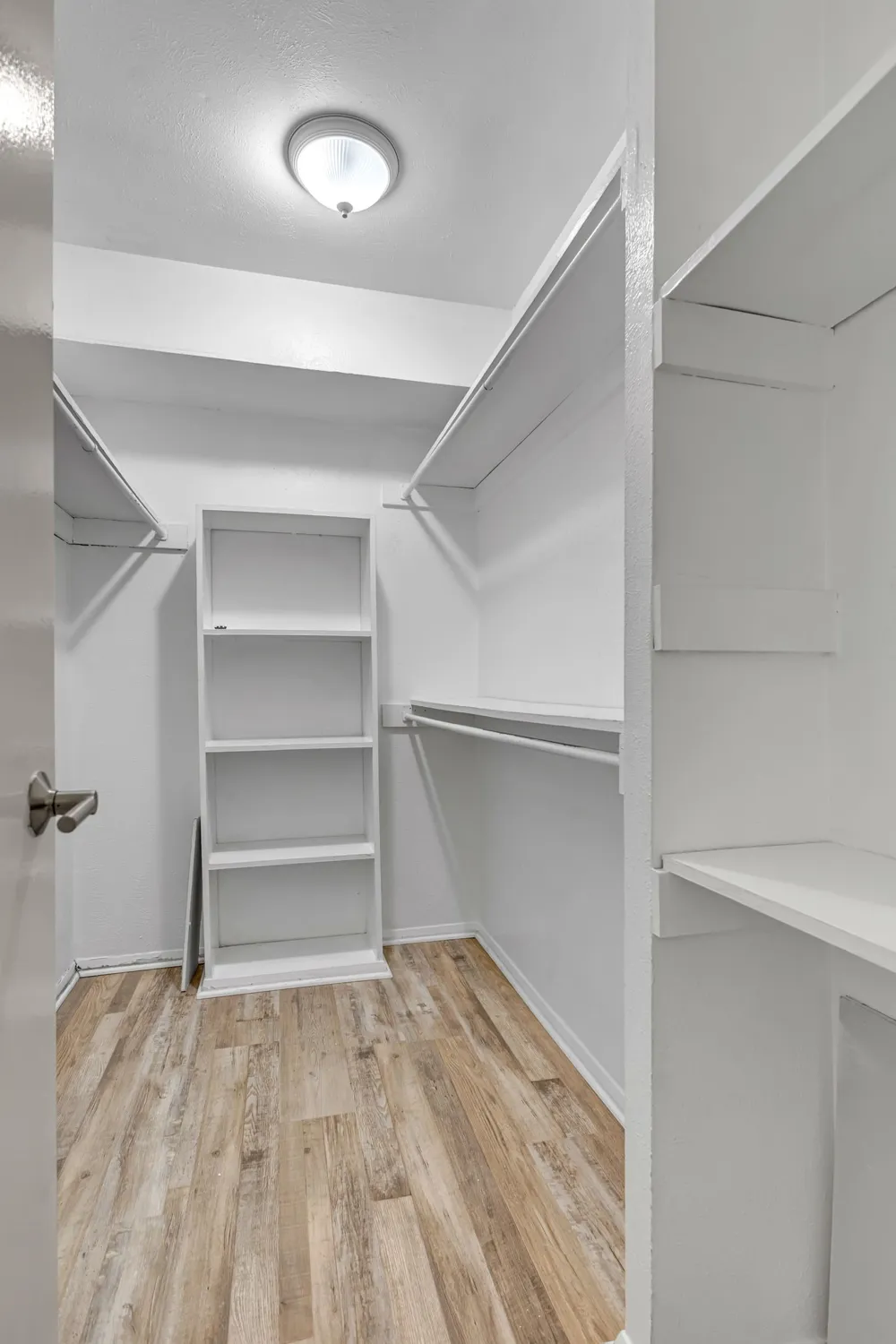 4837 Cedar Springs Road #215 Dallas, TX 75219