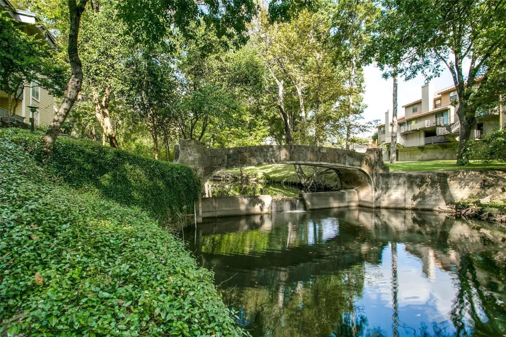 4837 Cedar Springs Road #215 Dallas, TX 75219