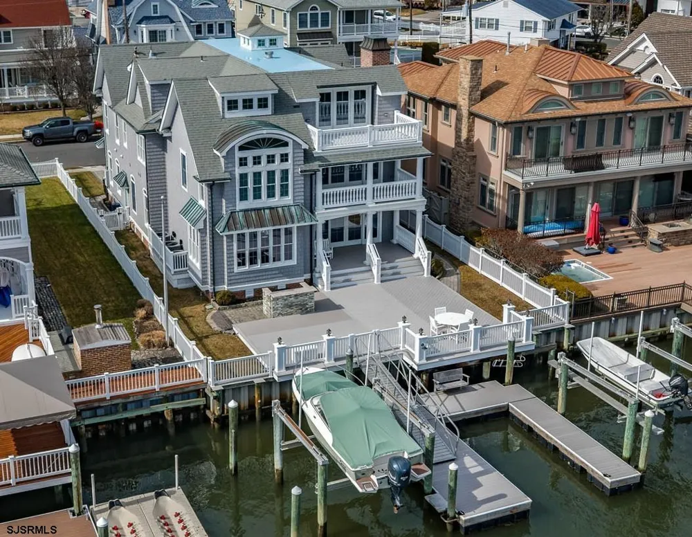 1909 Ferndale Dr Ocean City, NJ 08226