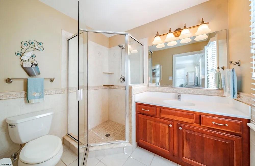 1909 Ferndale Dr Ocean City, NJ 08226