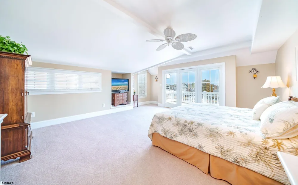 1909 Ferndale Dr Ocean City, NJ 08226