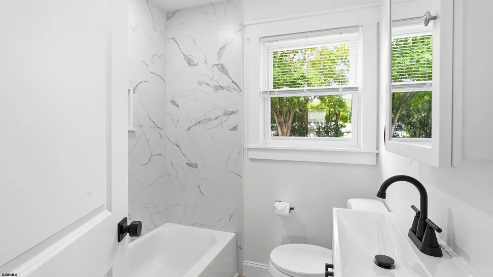 304 Vermont Ave Egg Harbor Township, NJ 08234