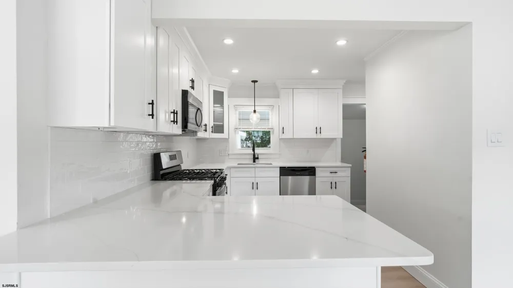 304 Vermont Ave Egg Harbor Township, NJ 08234