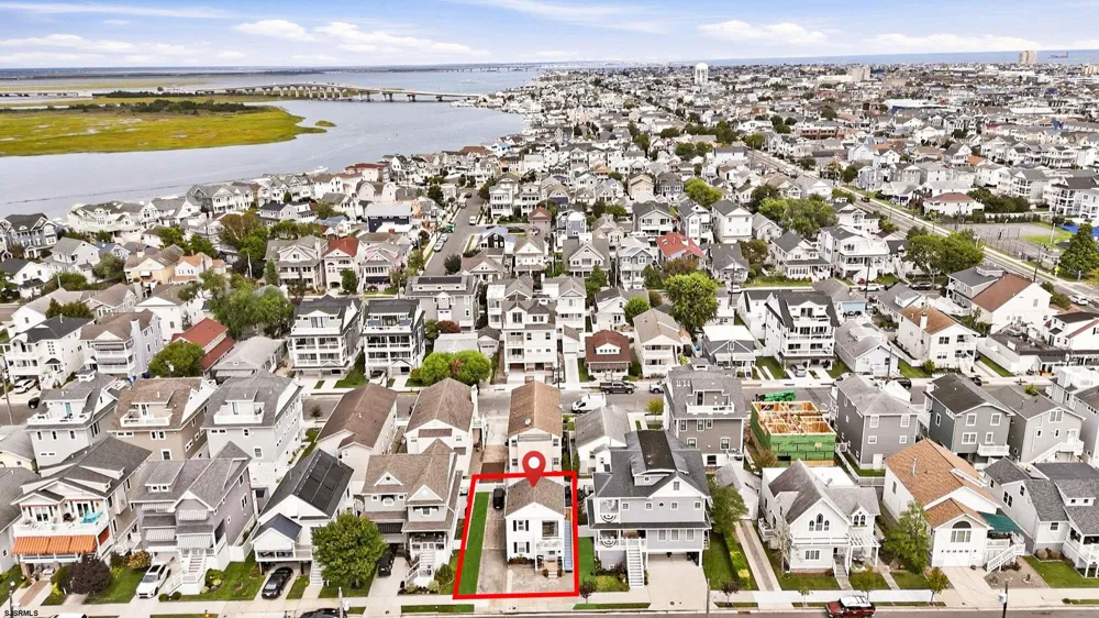 31 Bayonne Pl Ocean City, NJ 08226
