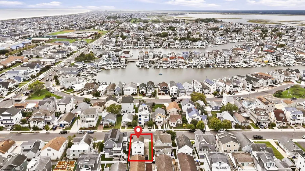 31 Bayonne Pl Ocean City, NJ 08226