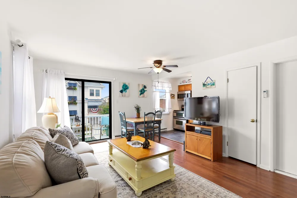 31 Bayonne Pl Ocean City, NJ 08226