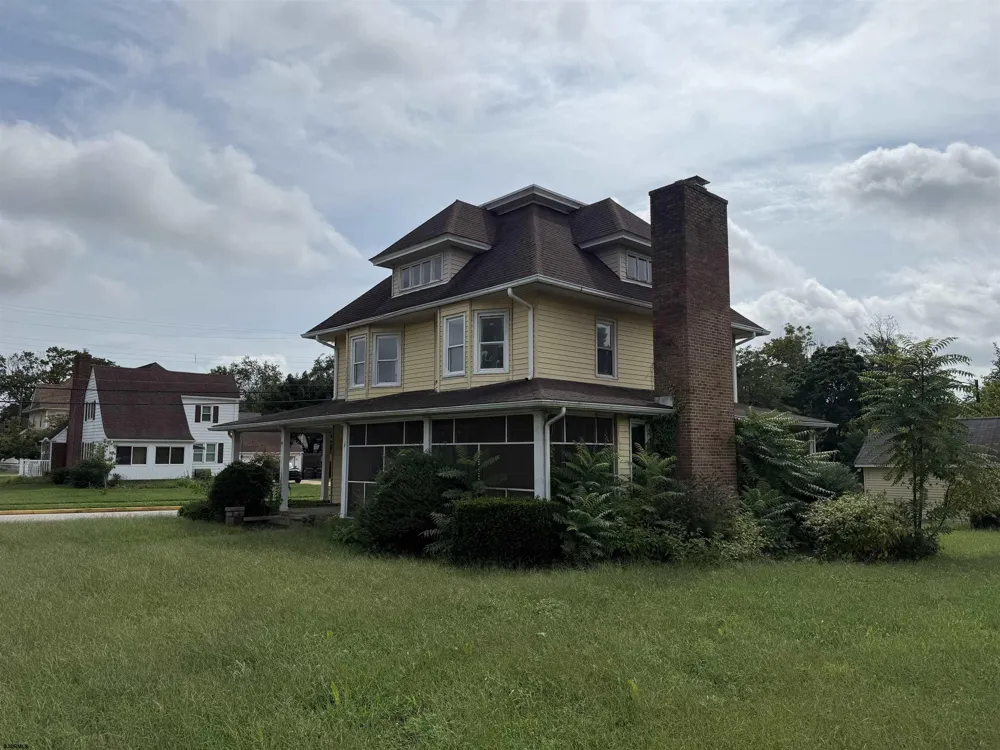 19 Catawba Ave Newfield, NJ 08344