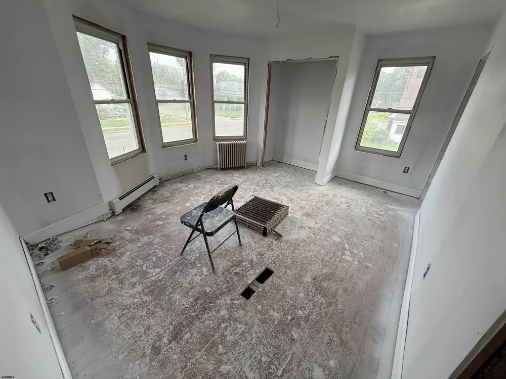19 Catawba Ave Newfield, NJ 08344