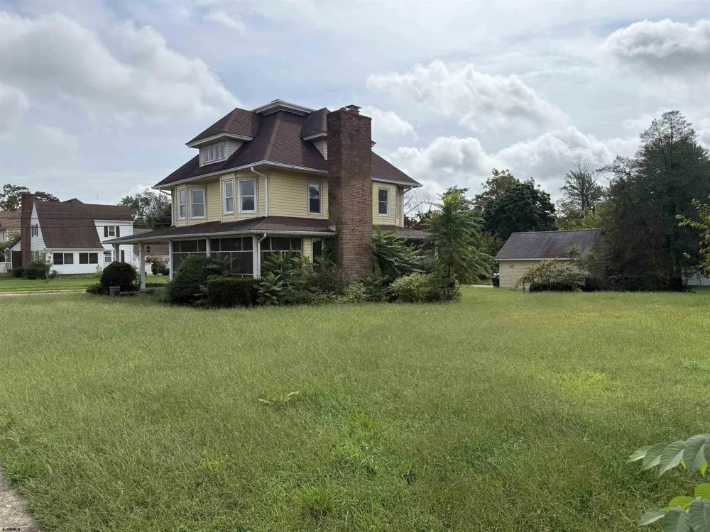 19 Catawba Ave Newfield, NJ 08344