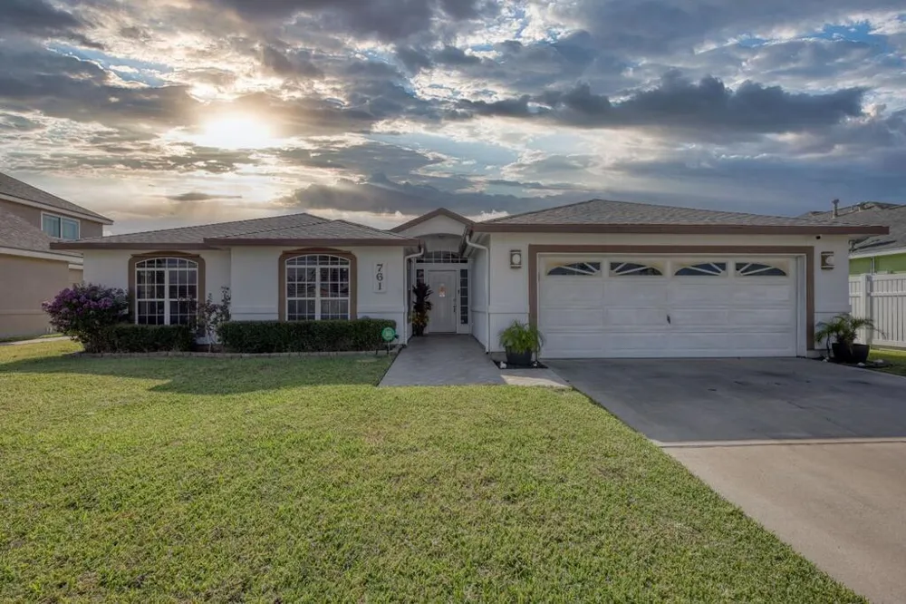761 Pompano Dr Aransas Pass, TX 78336