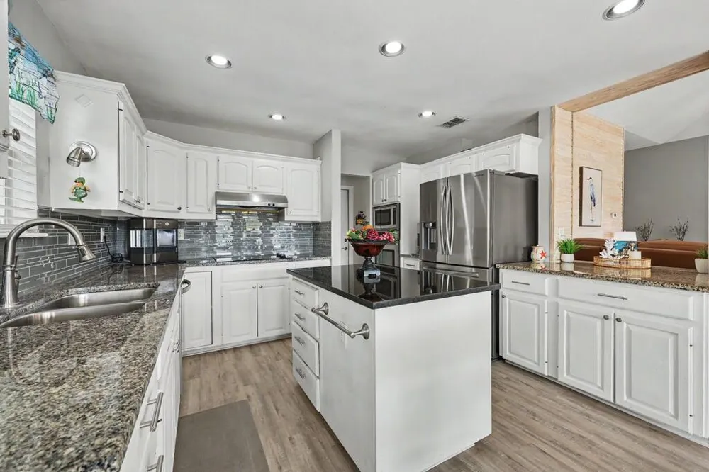 761 Pompano Dr Aransas Pass, TX 78336