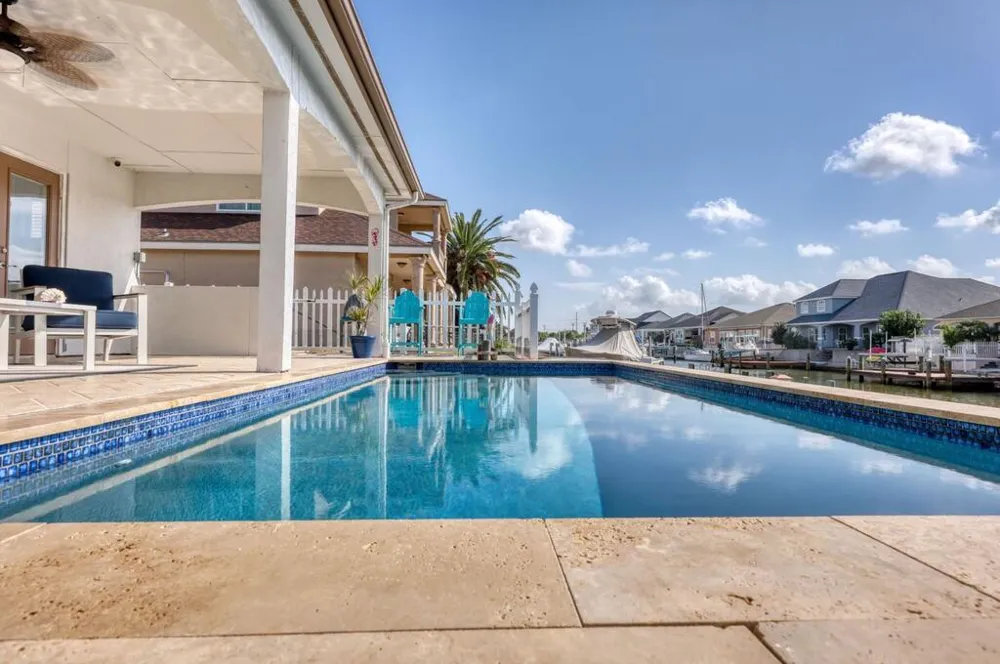 761 Pompano Dr Aransas Pass, TX 78336