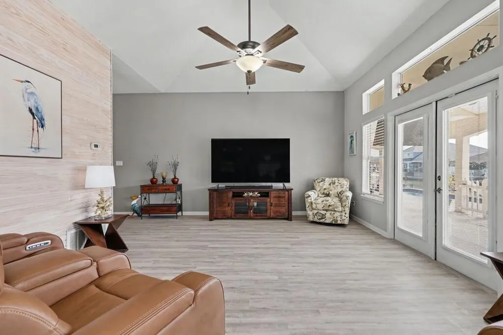 761 Pompano Dr Aransas Pass, TX 78336