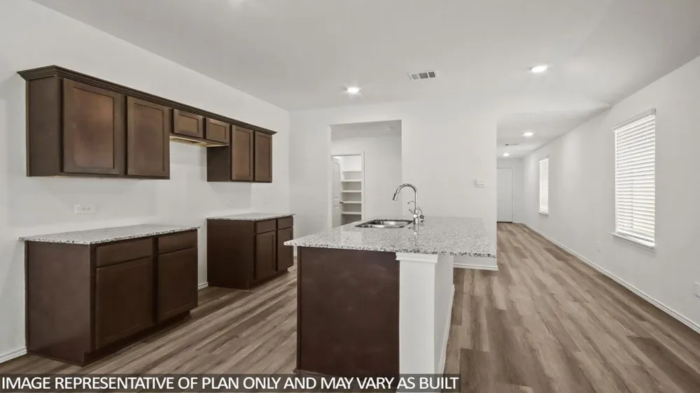 1811 Running Bear Trail Crosby, TX 77532