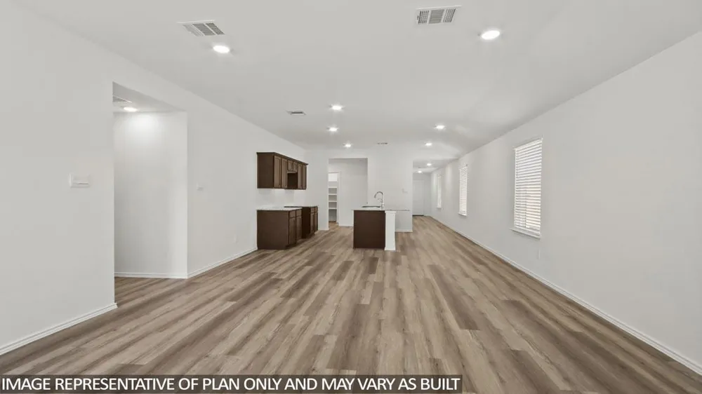 1811 Running Bear Trail Crosby, TX 77532