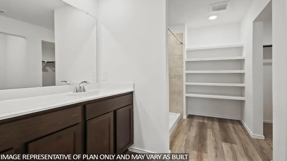 1811 Running Bear Trail Crosby, TX 77532