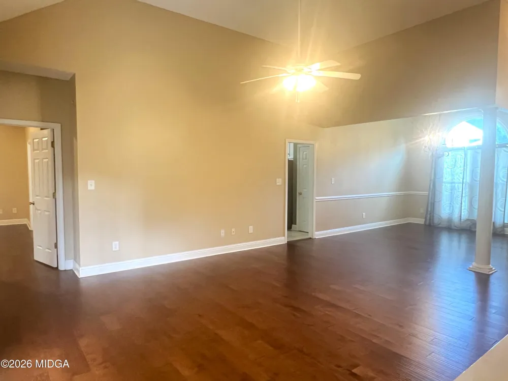 220 Sugarloaf Circle Macon, GA 31204