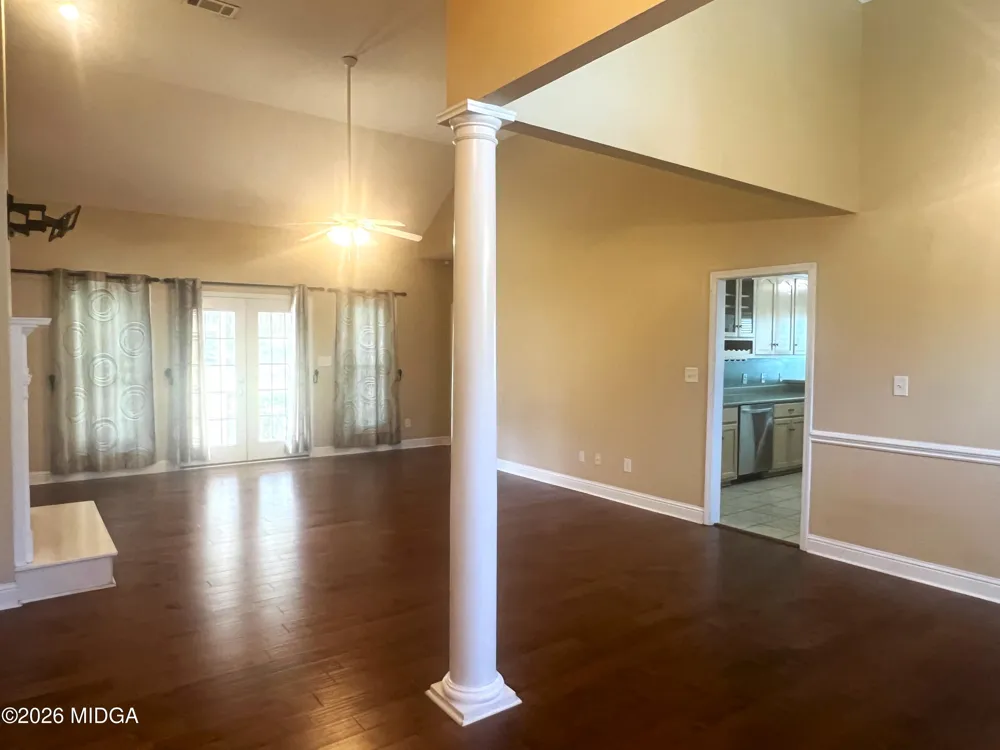 220 Sugarloaf Circle Macon, GA 31204