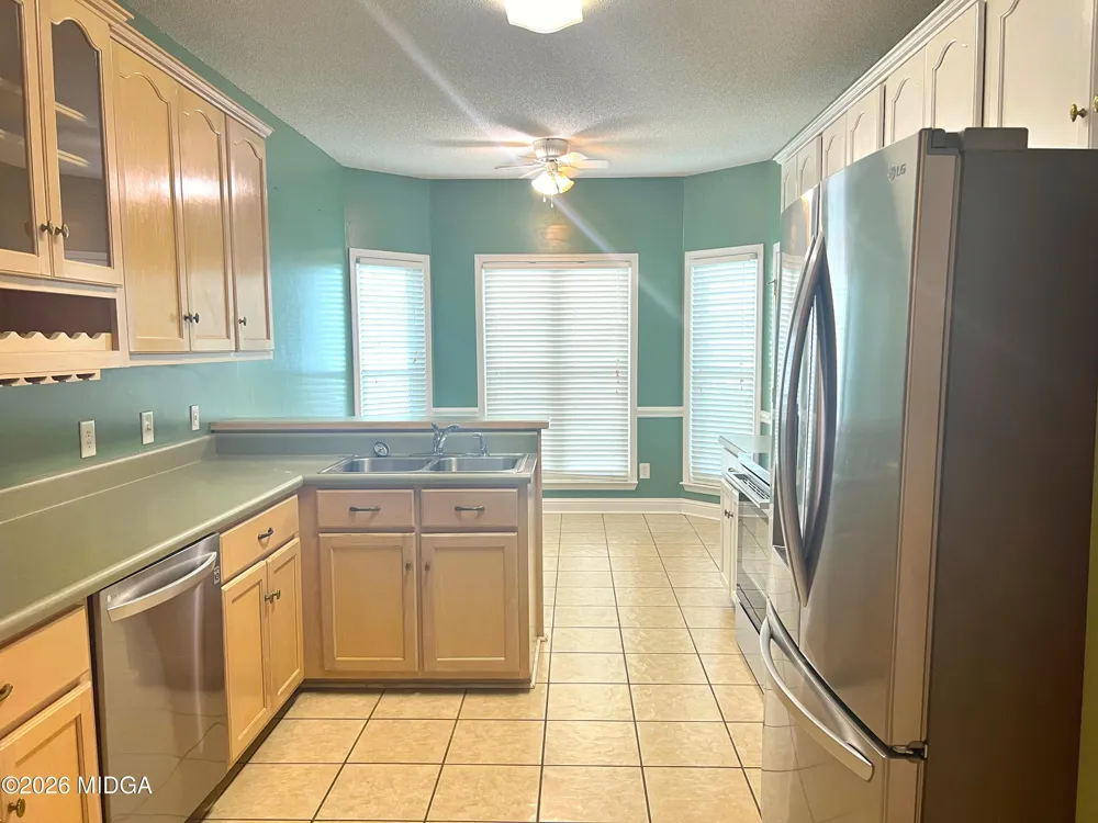 220 Sugarloaf Circle Macon, GA 31204
