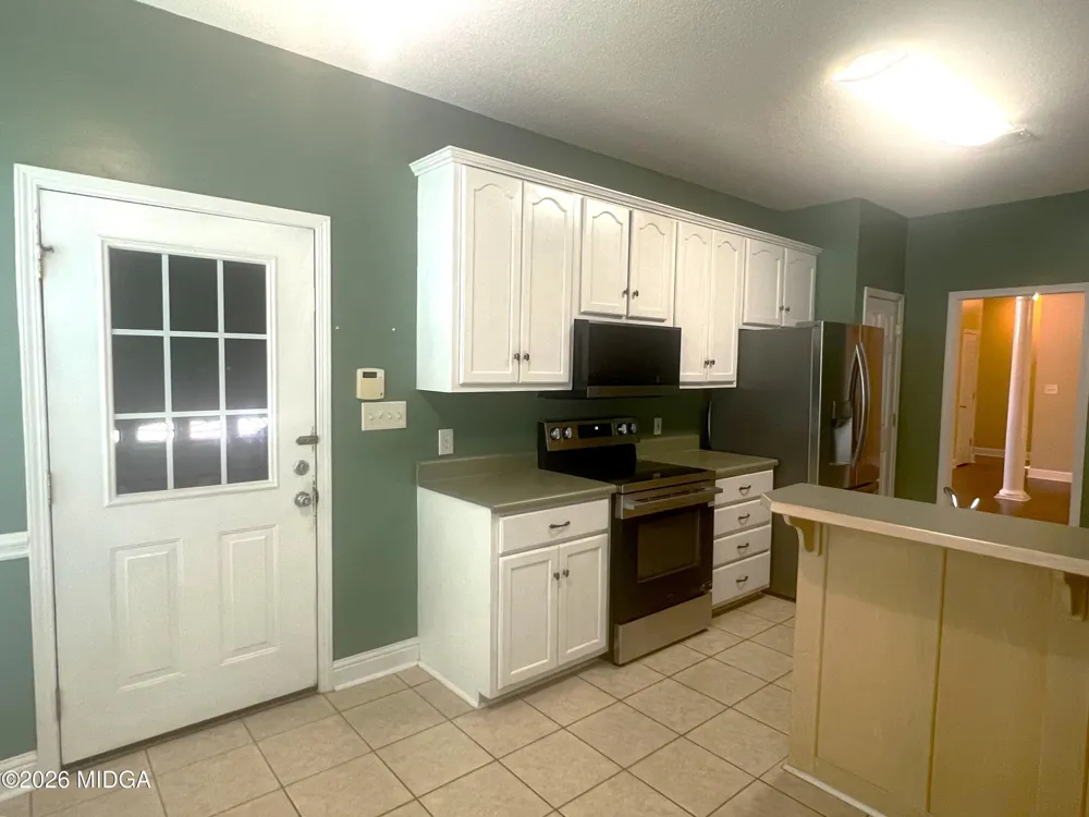 220 Sugarloaf Circle Macon, GA 31204