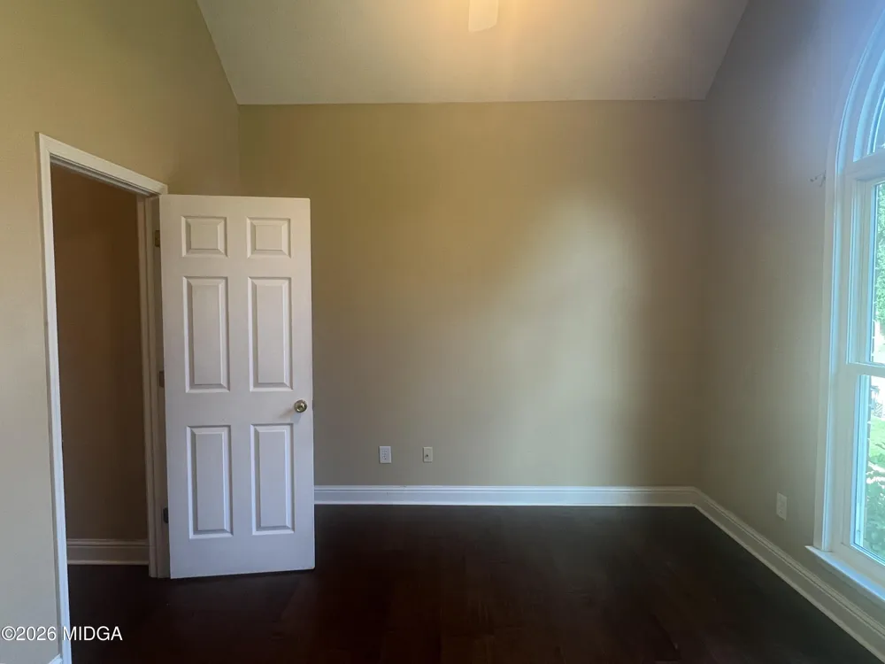 220 Sugarloaf Circle Macon, GA 31204